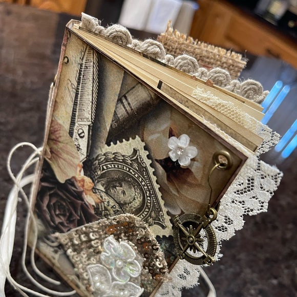 SOLD. Mini journal SOLD - Picture 4 of 12